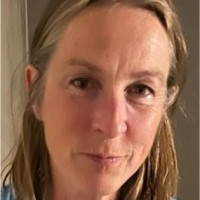 Nikki Mander Headshot